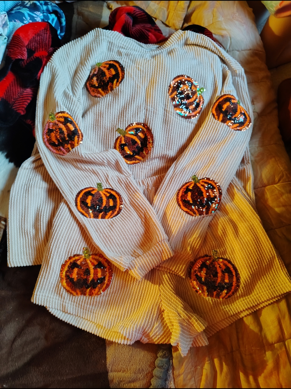 Women's Pumpkin Sequin Short Set  Cream Halloween Shirt